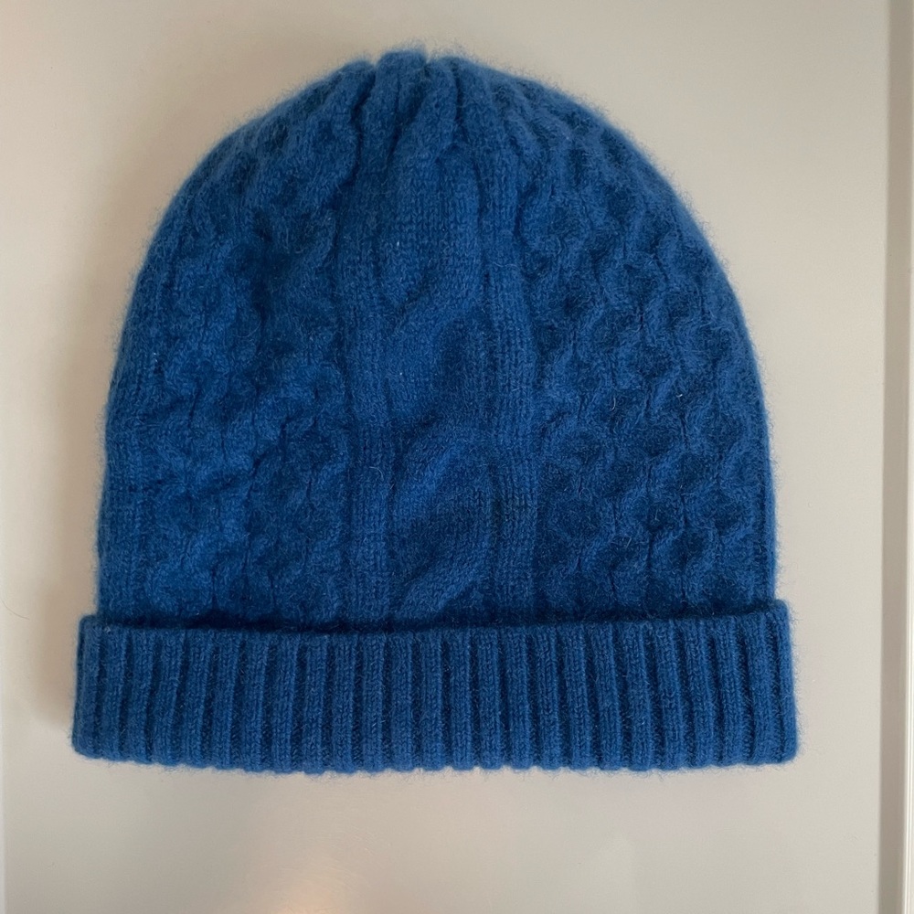 Talbots Cable Knit Cashmere Beanie  Blue one size -but fits small
